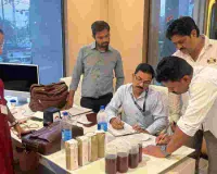 शुद्ध आहार मिलावट पर वार अभियान : चार दिन तक एक ही तेल में तली जा रही थीं कचौरियां, खाद्य टीम ने लिए नमूने