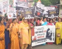 भाजपा सरकार की स्वास्थ्य नीतियों पर विपक्ष हमलावर, राजस्थान महिला कांग्रेस ने निकाली स्वास्थ्य व महिला सुरक्षा व्यवस्था की शवयात्रा