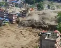 नेपाल में बाढ़ का कहर: अब तक 1,000 से अधिक लोगों की मौत, सैकड़ों अभी भी लापता