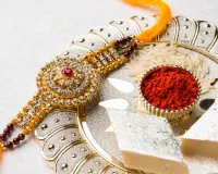आज बहनें भाइयों की कलाई पर बांधेंगी रक्षा सूत्र, जानें रक्षाबंधन पर राखी बांधने का शुभ मुहूर्त और समय