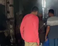 तारापीठ मंदिर के पास होटल में लगी भीषण आग: 7 लोगों की दर्दनाक मौत, कई श्रद्धालु कमरों में फंसे ; रेस्क्यू जारी