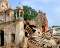 पाकिस्तान में 100 साल पुराना मंदिर तोड़े जाने पर भारत में आक्रोश, हिंदू संगठनों ने प्रदर्शन कर पाक सरकार के खिलाफ जताया विरोध