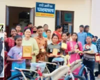 बच्चों के भविष्य में रोशनी भर रही ऊषा, 7 बच्चों से शुरू हुई ‘तारे जमीन पर’ में अब 65 नौनिहाल