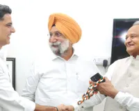 गहलोत-पायलट की जुगलबंदी : रंधावा पर चुटकी और परमानेंट इंचार्ज का तंज, पीसीसी में दिखा बदला अंदाज