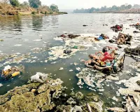 चंबल नदी में आया प्रदूषण का उफान, अपशिष्ट पदार्थों व प्रतिमा विसर्जन से पानी हुआ प्रदूषित
