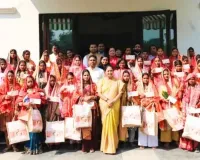 CM रेखा गुप्ता ने 51 नवविवाहित बेटियों को दिए 1-1 लाख के चेक और करवाचौथ किट, बोलीं- अपनी बात खुलकर बताएं आप अकेली नहीं 