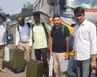द्वितीय चरण के मतदान के लिए तैयारियाँ पूर्ण, मतदान दलों को अंतिम प्रशिक्षण देकर ईवीएम व चुनाव सामग्री के साथ जेडीबी कॉलेज से मतदान दल रवाना