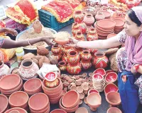 नवरात्र स्थापना से पहले गुलाबी नगरी में मिट्टी बनी सोना, 250 ग्राम के 10 रुपए