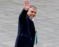 ईरान के तेल मंत्री मोहसेन पाकनेजाद ने दिया इस्तीफा, हामिद बोवार्ड बने कार्यवाहक मंत्री; युद्ध के बीच बड़ा घटनाक्रम