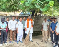 जयपुर आदर्श नगर के वार्ड 121 में चला स्वच्छता अभियान, पार्षद नीरज अग्रवाल के नेतृत्व में लोगों को किया जागरूक