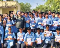 30 साल की साधना से बदली हजारों नौनिहालों की तकदीर,हर साल शिक्षा पर खर्च करते हैं 80 हजार रुपए