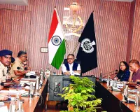 त्योहारों में बेहतर यातायात प्रबन्धन की तैयारी : ट्रैफिक पुलिस बनाएगी 2 माह की कार्ययोजनाएं, डीजीपी ने कहा-एक डायवर्जन से दूसरे रास्तों पर न फंसे जाम