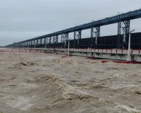 बिहार में गंडक, गंगा, कोसी और बूढ़ी गंडक उफनीं, कई जगह खतरे के निशान से ऊपर, बाढ़ का खतरा बरकरार