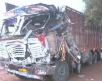 शीतला माता मंदिर के पास भीषण हादसा: बेकाबू ट्रक ने श्रद्धालुओं को रौंदा, 14 की मौत, 32 घायल