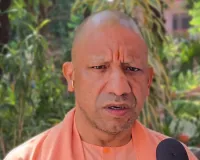 सीएम योगी का कांग्रेस पर हल्लाबोल, देश में अराजकता-अव्यवस्था का फ़ैलाने का लगाया आरोप, बोले- चुनाव जीतने पर पुरुषार्थ और हारने पर ईवीएम और इलेक्शन कमीशन दोषी
