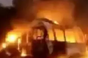 मध्य प्रदेश में बस में आग लगने से 3 की मौत
