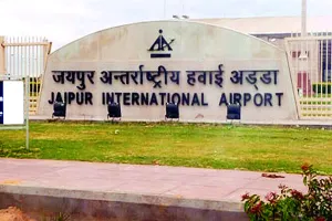 दिल्ली एयरपोर्ट पर कोहरा, विमान जयपुर डाइवर्ट