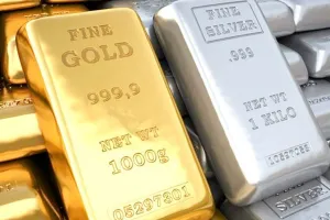 सोना, चांदी के गिरे भाव: सोना 225 रुपये और चांदी 1600 रुपये सस्ती 