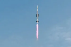 डीआरडीओ ने सतह से हवा में मार करने वाली छोटी दूरी की मिसाइल का किया सफल परीक्षण