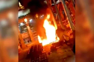 महाकालेश्वर मंदिर परिसर में लगी आग