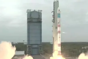 भारत के पहले छोटे उपग्रह प्रक्षेपण वाहन (एसएसएलवी) ने भरी उड़ान