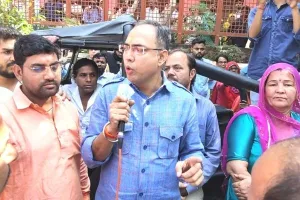 सफाई और मूलभूत सुविधाओं पर हो काम, नहीं तो नगर निगम मुख्यालय पर लाकर डालेंगे कचरा : लाहोटी