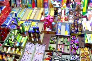 सिर्फ नाम के ग्रीन पटाखे, न आवाज कम हुई न प्रदूषण 