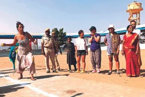 पुष्कर मेला: फुटबाल में विदेशी जीते, सतोलिया में देशी महिलाएं 