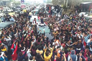 किरोड़ी का समर्थकों के साथ जयपुर कूच आगरा रोड पर रोका तो बैठे धरने पर