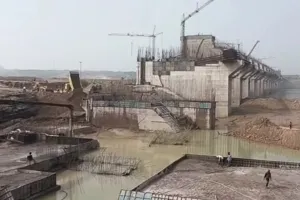 असर खबर का : ग्रामीणों को सुरक्षित स्थान पर बसाने का उठाया मामला