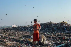 प्लास्टिक प्रदूषण के खिलाफ भारत की लड़ाई