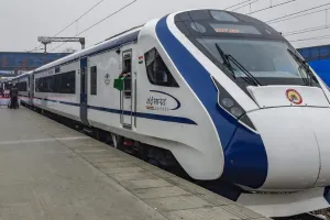 मप्र की पहली वंदे भारत ट्रेन की होगी शुरूआत, पीएम मोदी दिखाएंगे हरी झंडी