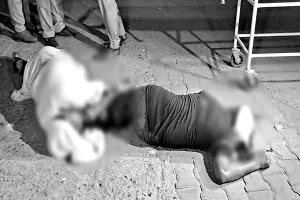 गैंगस्टर अतीक-अशरफ की गोली मारकर हत्या