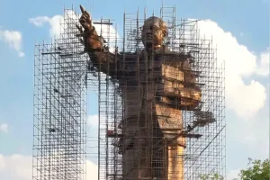 अंबेडकर की 125 फुट ऊंची प्रतिमा का 14 अप्रैल को अनावरण करेंगे केसीआर