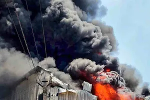 बरेली में फोम फैक्ट्री में लगी आग, चार जिंदा जले