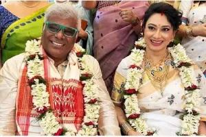 60 की उम्र में एक्टर आशीष विद्यार्थी ने की रुपाली बरुआ से शादी