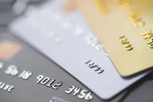 विदेशों में क्रेडिट कार्ड के इस्तेमाल पर 20 प्रतिशत टैक्स