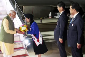 मोदी जी7 शिखर बैठक के लिए आमंत्रण पर जापान पहुंचे