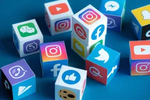 पाकिस्तान में ट्विटर फेसबुक, यूट्यूब पर रोक जारी