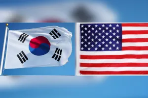 दक्षिण कोरिया की नौसेना के साथ अमेरिकी पनडुब्बी ने किया संयुक्त अभ्यास 