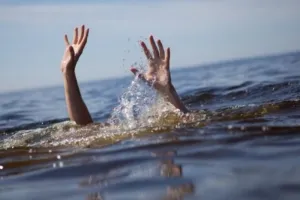 औरंगाबाद में तालाब में डूबकर तीन बच्चों की मौत