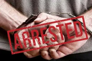 लखनऊ में एसटीएफ ने पकड़ा शराब का जखीरा, एक गिरफ्तार