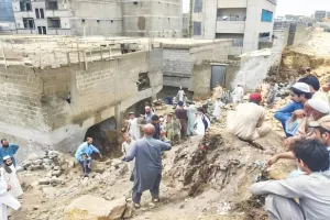 पाकिस्तान में बारिश के कारण दीवार गिरने से 8 मजदूरों की मौत