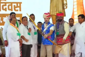 Rahul Gandhi Rajasthan Mangarh Visit: राहुल गांधी बोले- बीजेपी चाहती है आदिवासी बस जंगलों में रहे, पीएम चाहते हैं- मणिपुर में आग लगी रहे