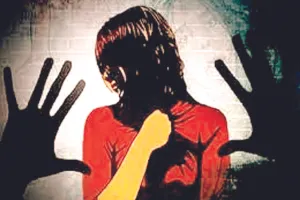 Jaipur News: लड़की से दोस्ती कर नोट्स देने के बहाने घर बुलाकर किया रेप, सिगरेट से दागा, न्यूड वीडियो बनाकर किया ब्लैकमेल