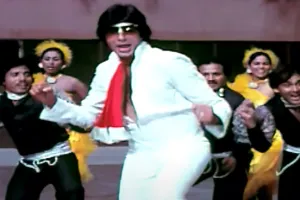 फिल्म गणपत में अमिताभ बच्चन के गाने सारा जमाना हसीनों का दीवाना को किया जाएगा रिक्रिएट