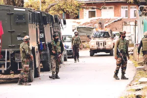कश्मीर में आतंकियों के साथ मुठभेड़ में कर्नल समेत 5 शहीद 