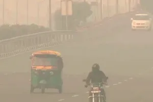 दिल्ली की हवा खराब, 306 पहुंचा एक्यूआई 