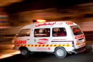 पाकिस्तान में ट्रेलर ने रिक्शे को कुचला , सात लोगों की मौत
