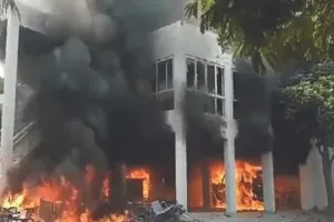 महाराष्ट्र फिर झुलस रहा मराठा आरक्षण की आग में